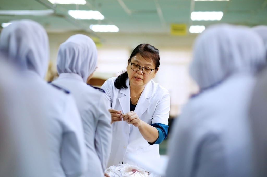 What to Expect When Starting Your Diploma in Nursing